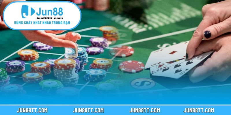 Giới thiệu cơ bản về luật chơi Poker